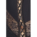 Passion Zoja Corset Čierna - Luxusný korzet